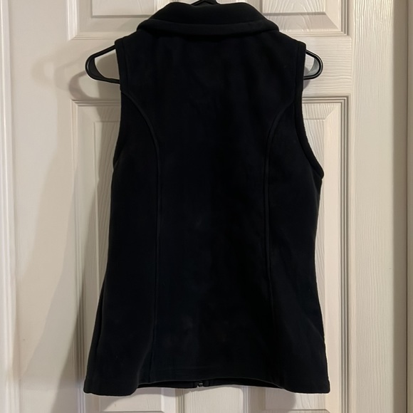Columbia jacket (xs), vest (s) t shirt (s) - Picture 6 of 11